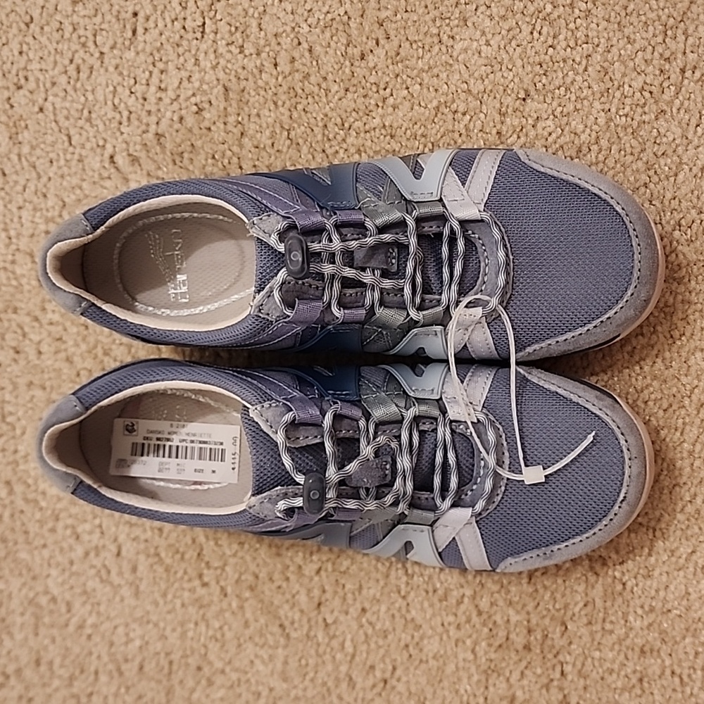 NWT Dansko Henriette Sneaker size 36 (5.5-6.0)
